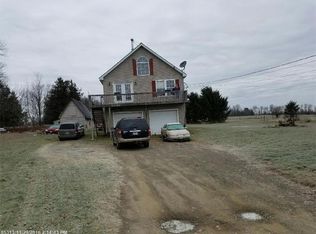 99 West Rd, Bradford, ME 04410