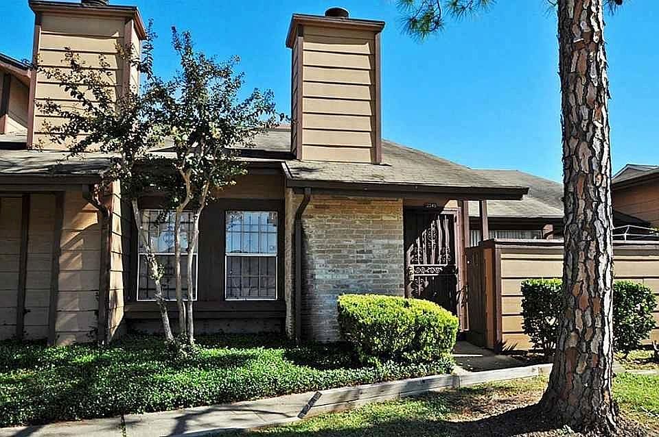 12245 Coppertree Ln, Houston, TX 77035 Zillow