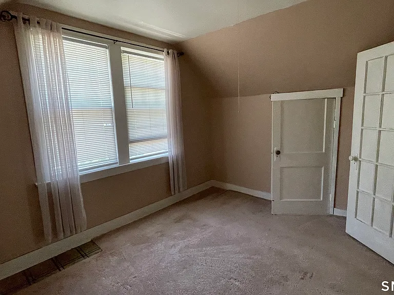 182 Beechwood Ave — Photo 7
