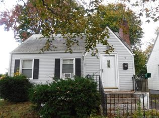 7 Cedar Crest Pl, Norwalk, CT 06854