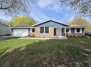 8263 N 46th St, Brown Deer, WI 53223