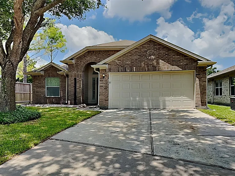 14707 Arbor Trace Ct — Photo 1