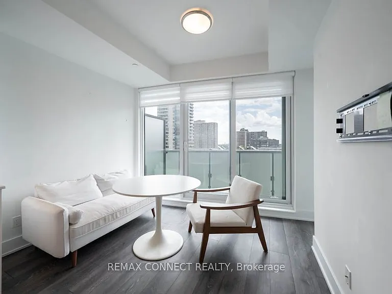 403 Church St #1211 — Photo 9