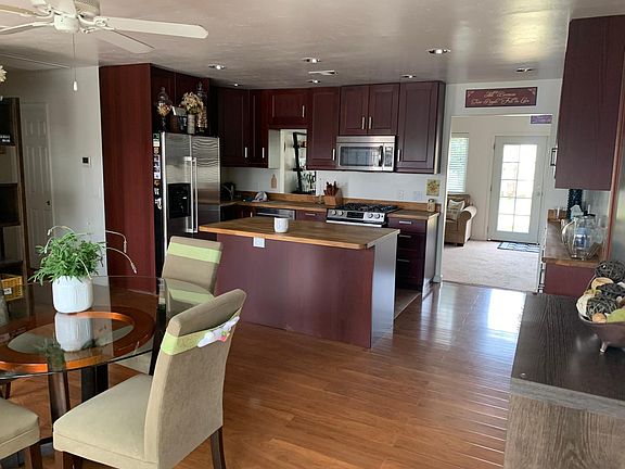 2nd image of 3404 Idlewild Way
