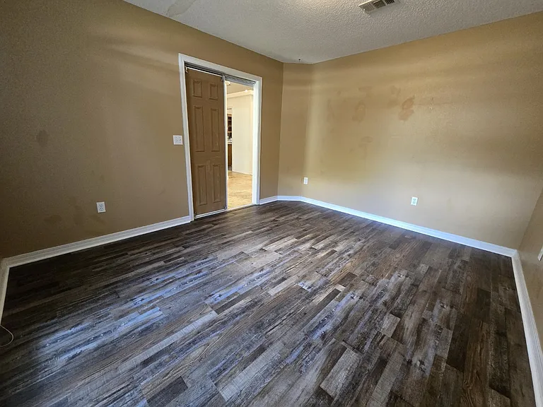 4219 Spindlewick Dr — Photo 14