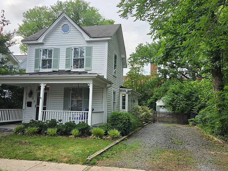 5 W Alexandria Ave — Photo 1