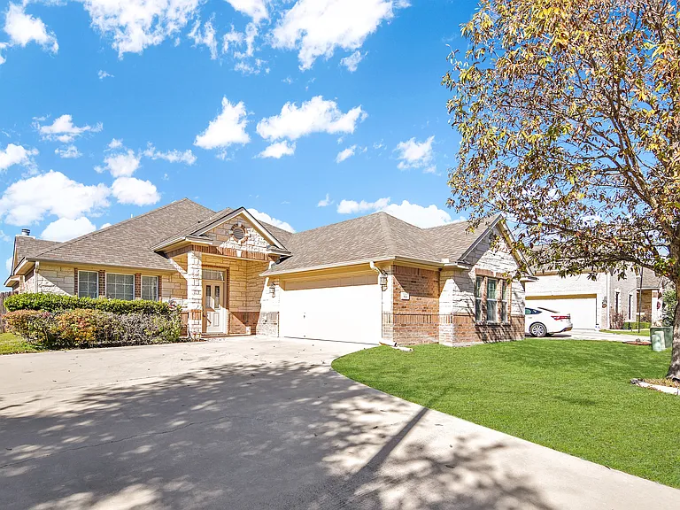 816 Copper Ridge Loop — Photo 2