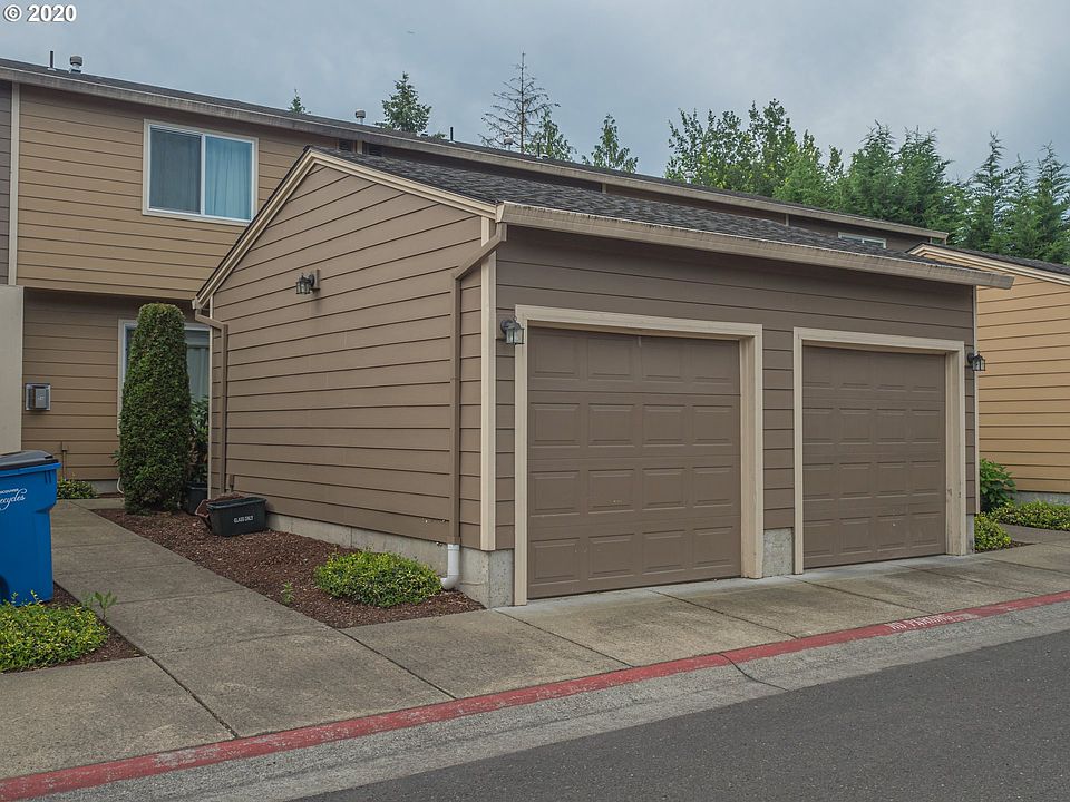 1st image of 4000 NE 109th Ave #X120