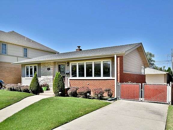 2nd image of 7104 W Birchwood Ave