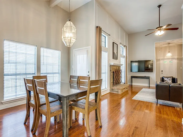 4436 Odessa Dr — Photo 7