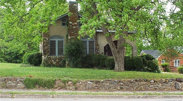 1st image of 416 Wood St