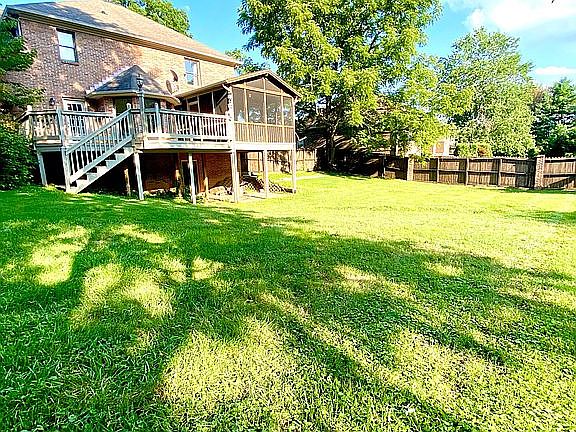 5th image of 7805 Webster Dr