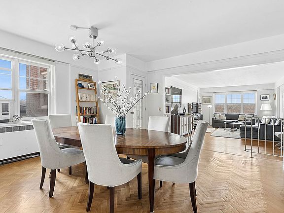 3rd image of 160 Cabrini Blvd #89