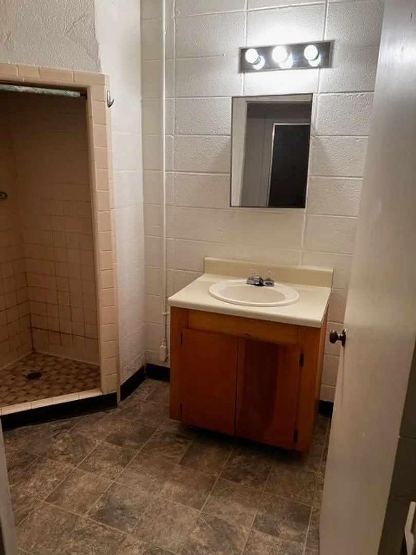 1 bed, 752 sqft, $800 — Photo 3