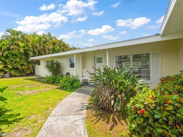 1728 Club House Rd, North Fort Myers, FL 33917