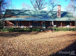 496 Rodeo Ln, Atmore, AL 36502