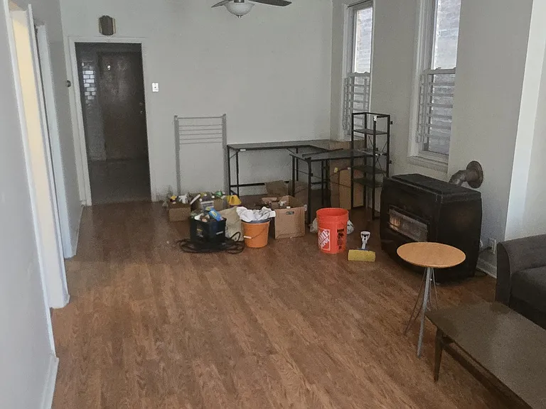 3002 S Wells St #1F — Photo 4