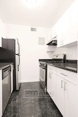 Rented by City Wide Apartments | media 14