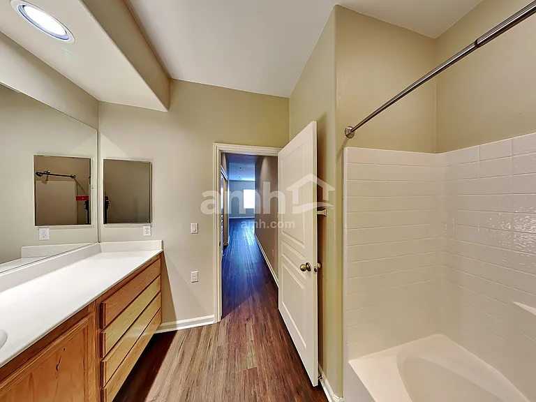 10467 Tuscany Rose Ct — Photo 12