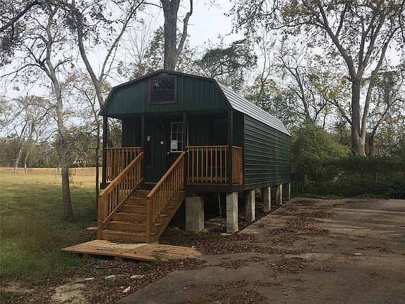 5th image of 2205 Sleepy Hollow Dr