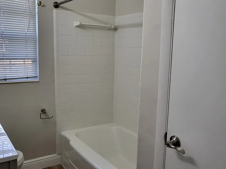 8715 Beverly Dr — Photo 4