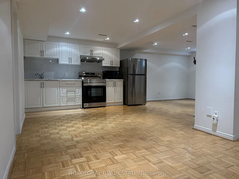 6 Equestrian Ct #BASEMENT — Photo 8