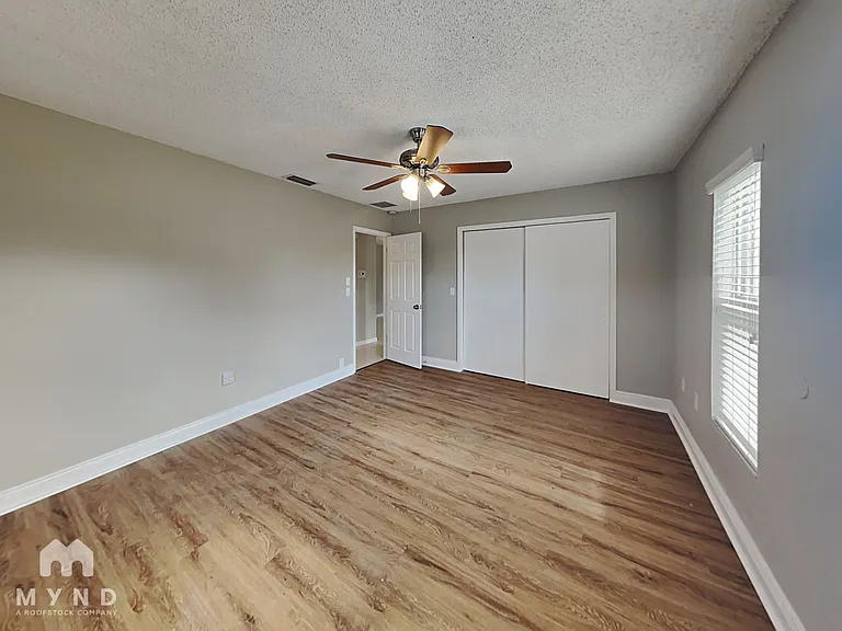 6339 Langston Ave — Photo 7