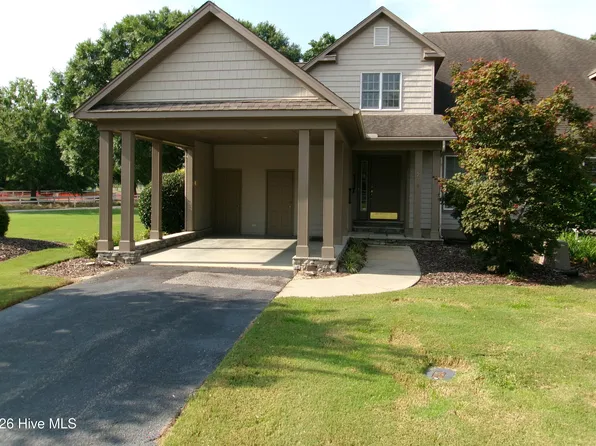 218 Starland Lane, Southern Pines, NC 28387
