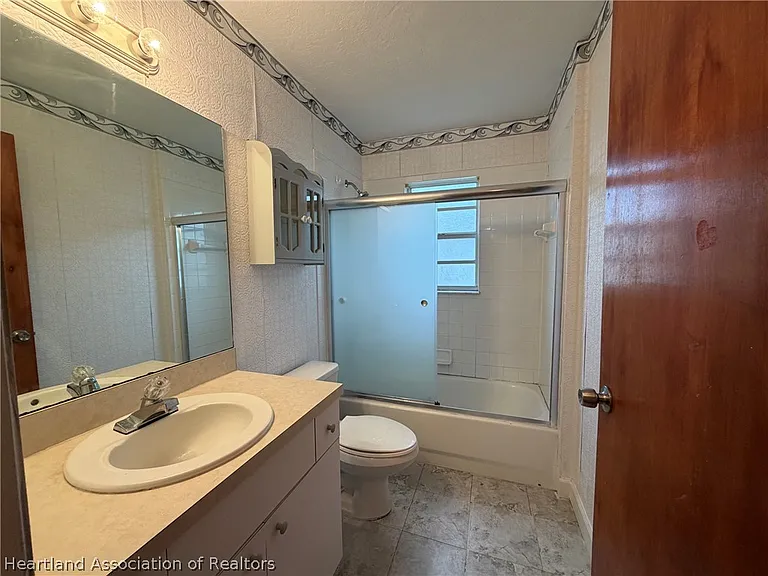 123 Friendly Cir — Photo 16