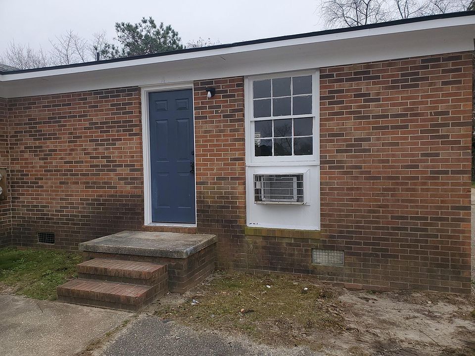 1st image of 6439A Applecross Ave #A