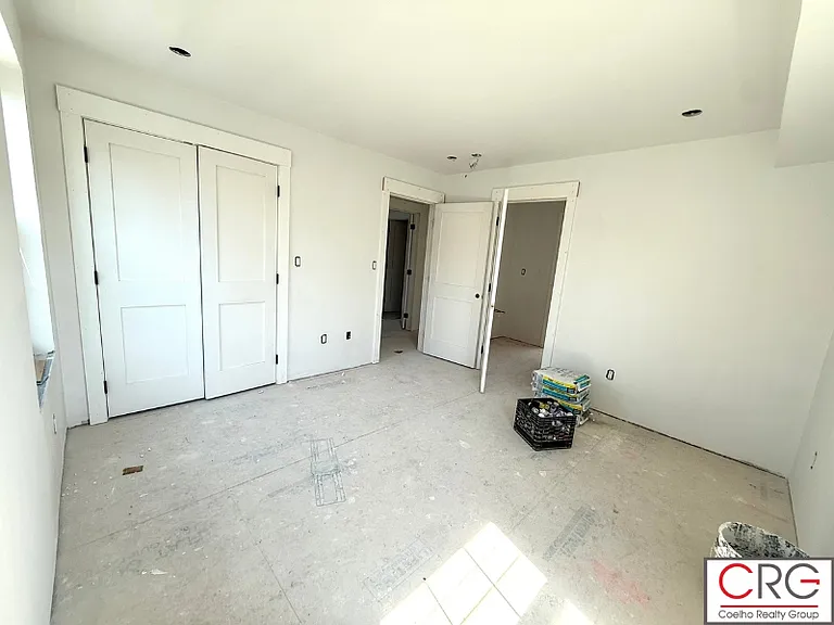 140 Summer St #1 — Photo 18