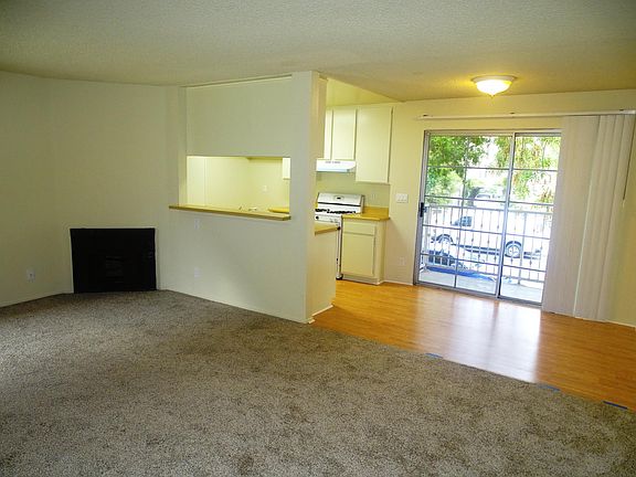 5th image of 5740 Camellia Ave APT 202