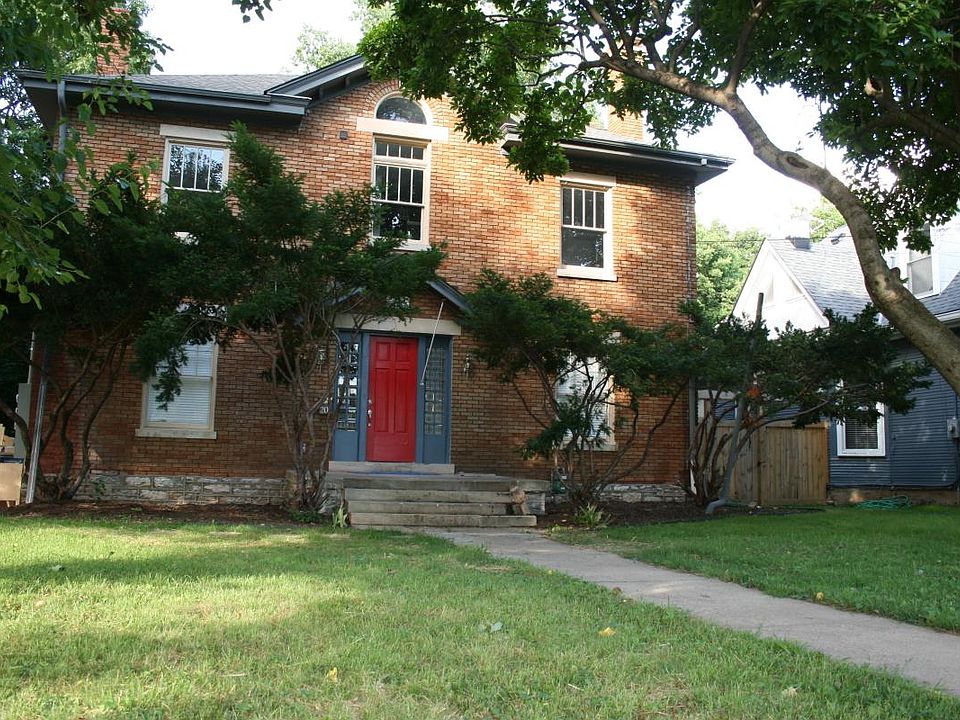 623 E High