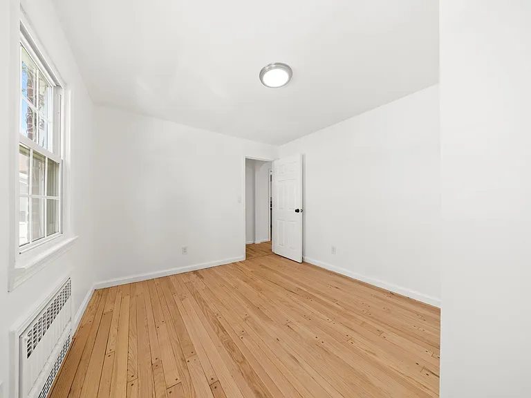 493 Beverly Rd #1 — Photo 9