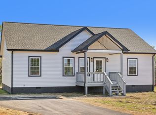 236 Amos Cir, Lafayette, TN 37083