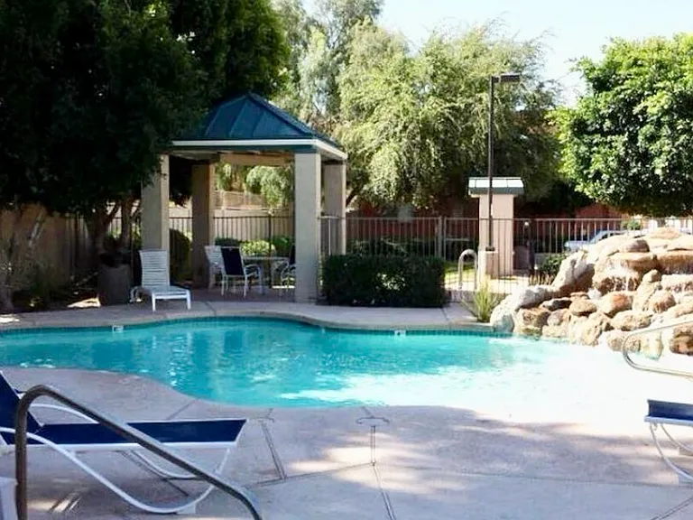 2027 E University Dr #113 — Photo 11