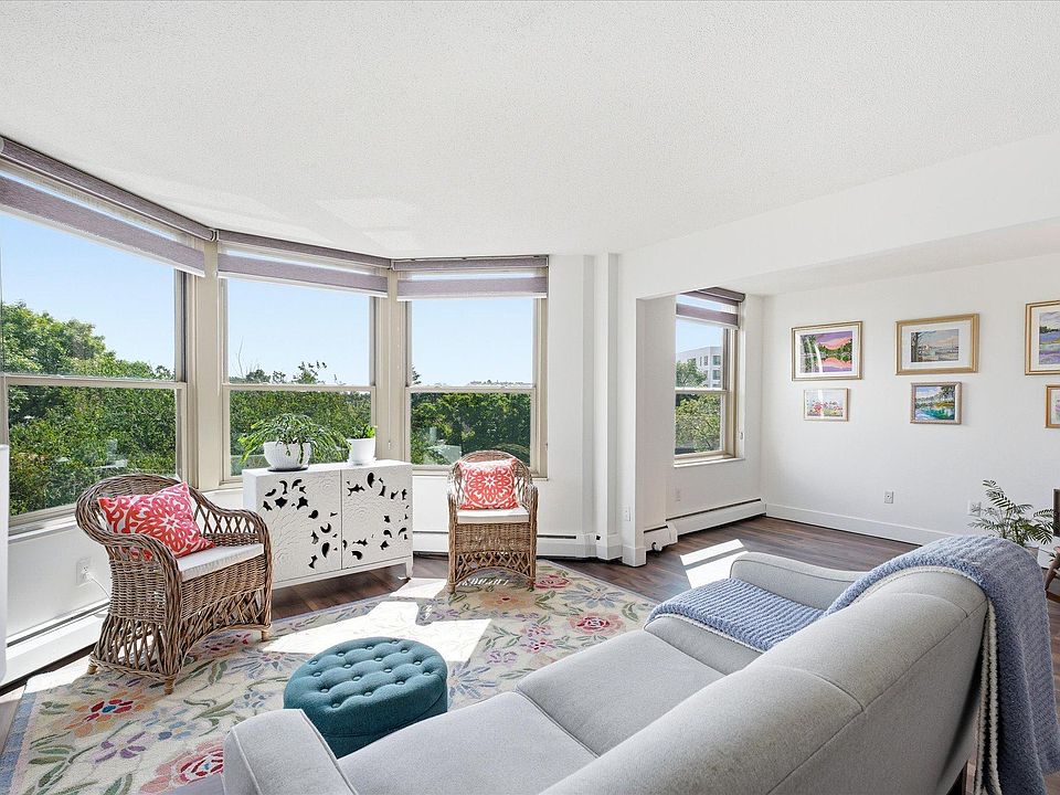 1st image of 1425 W 28th St APT 322