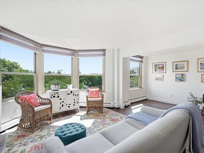 1425 W 28th St APT 322, Minneapolis, MN, 55408