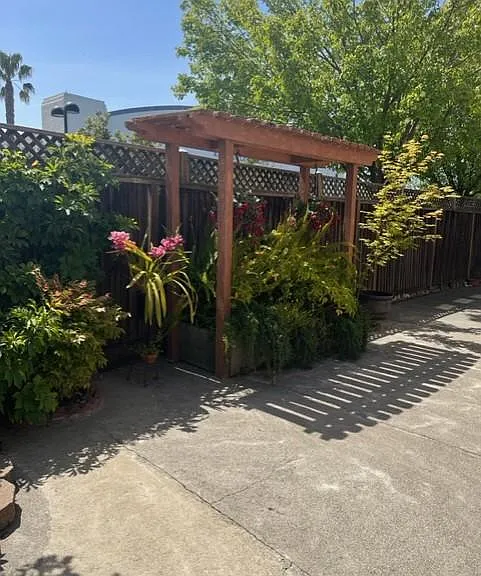 34 Pizarro Ave — Photo 29