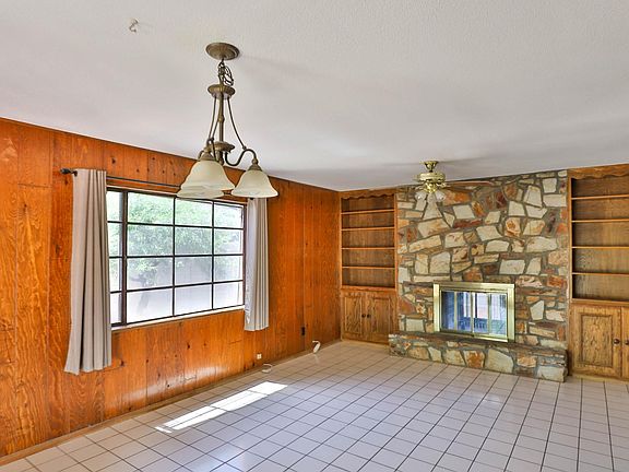 5th image of 8349 E Pinchot Ave
