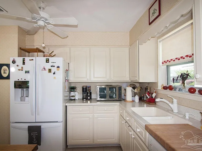 23 Arapaho Dr — Photo 6