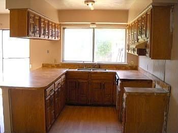 3rd image of 1174 Meadow Creek Dr