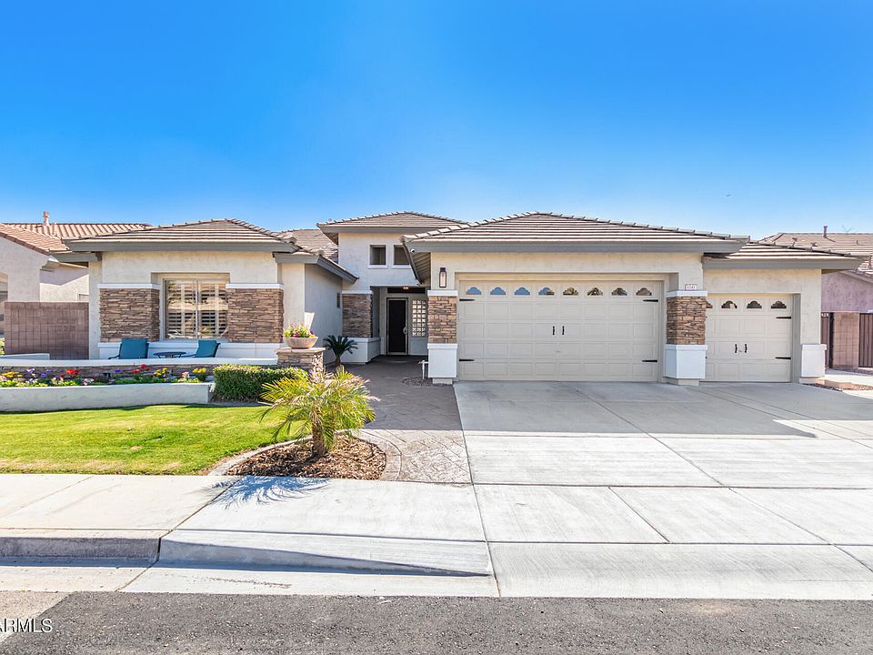 1st image of 1141 E KAIBAB Place