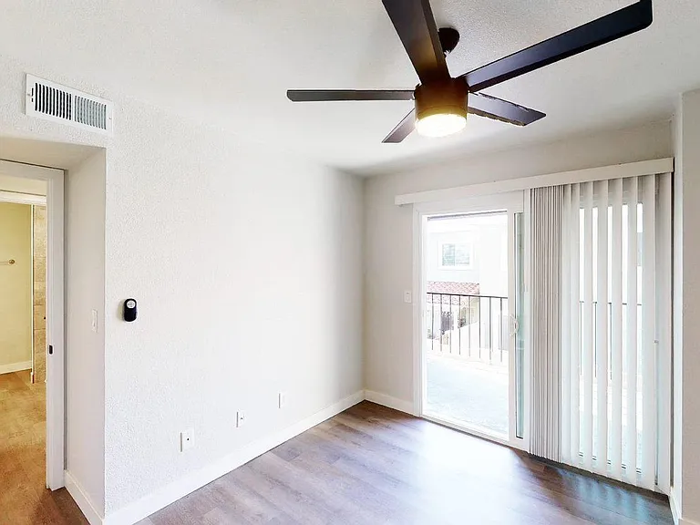 Aurora Villas — Photo 17