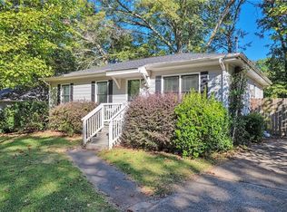 1825 Center Ave, East Pt, GA 30344