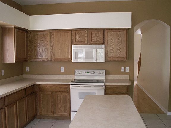 3rd image of 10540 Lucaya Dr