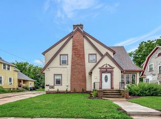 829 Prospect Ave, Oshkosh, WI 54901