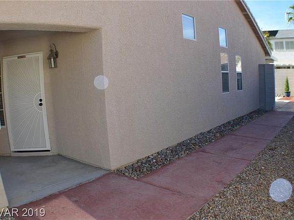 4th image of 5116 Molveno Ct