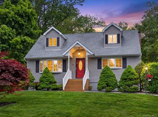 6 Colonial Dr, New City, NY 10956