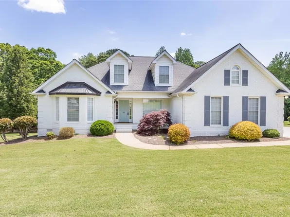 104 Pinion Ln, Anderson, SC 29621